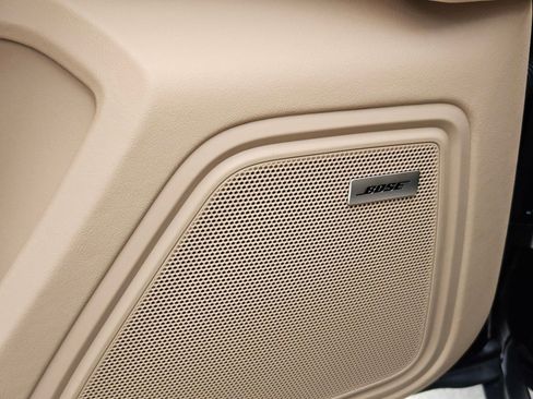 New 2026 Porsche Macan image 14