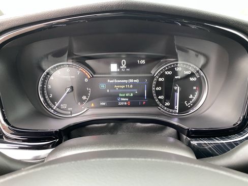 Used 2025 Cadillac XT6 Premium Luxury image 31