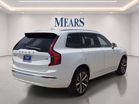 New 2026 Volvo XC90 B5 Core AWD/4WD image 5