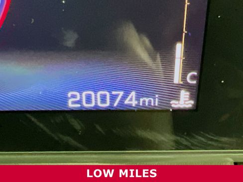 Used 2025 Chevrolet TrailBlazer RS w/ Convenience Package image 17