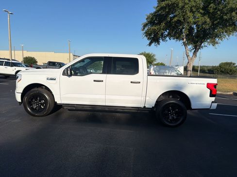 Certified 2025 Ford F150 Lightning XLT AWD/4WD image 14