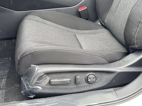 New 2025 Honda Accord SE image 9