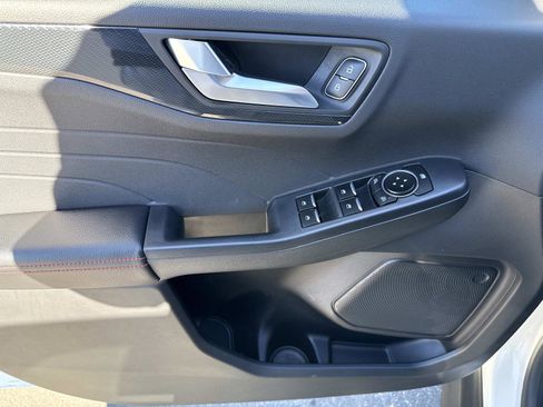 Used 2023 Ford Escape ST-Line Select image 20