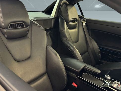 Used 2017 Mercedes-Benz SLC 300 image 24