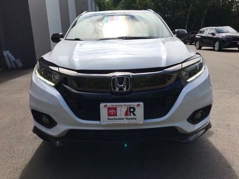 Used 2020 Honda HR-V Sport image 9