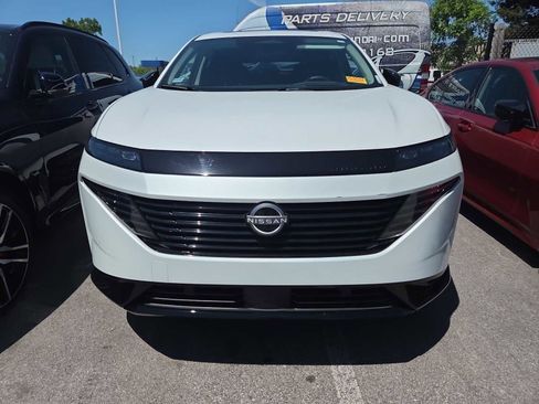 Used 2025 Nissan Murano Platinum w/ Cargo Package AWD/4WD image 11