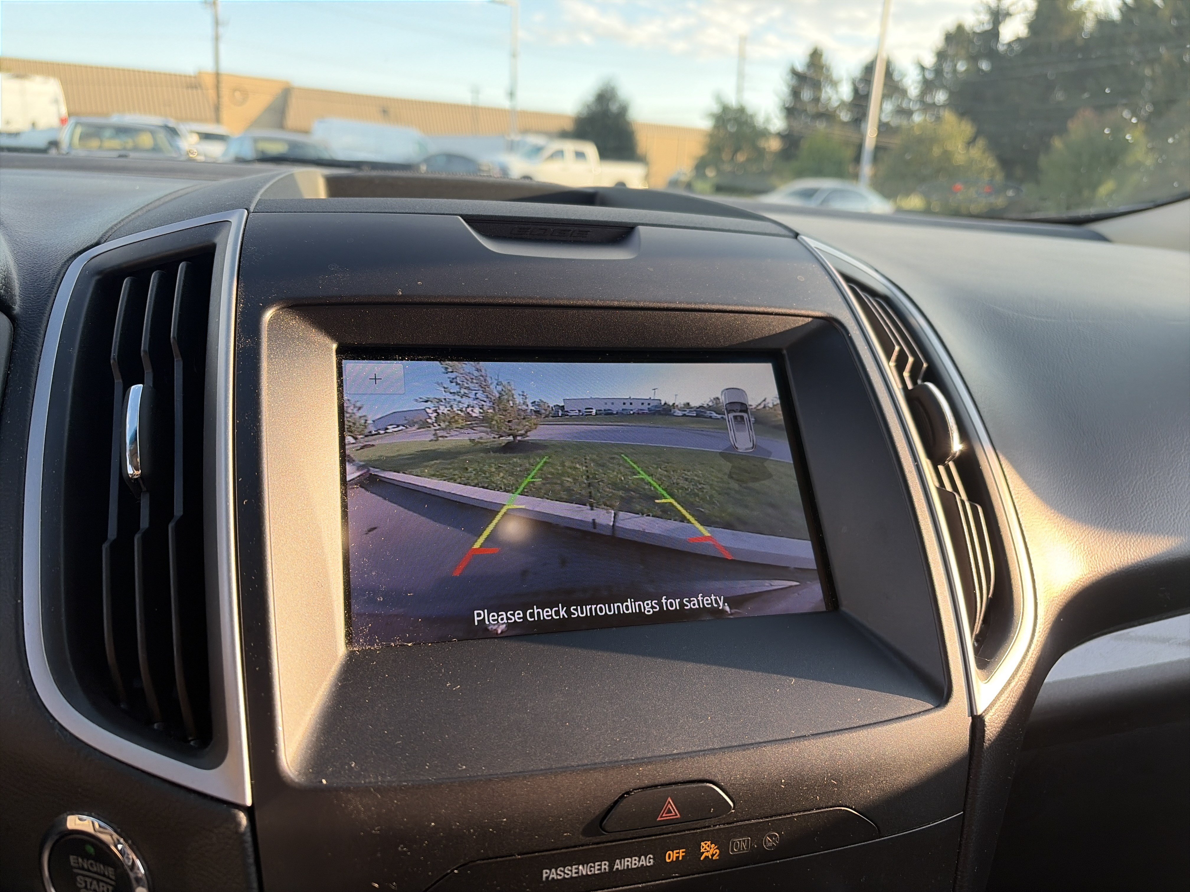 Used 2020 Ford Edge SEL w/ Convenience Package AWD/4WD image 30