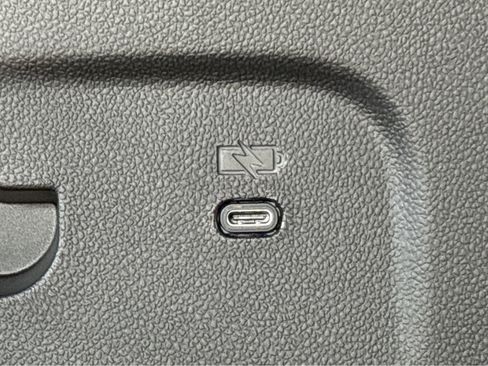New 2026 Chevrolet Traverse Z71 w/ Enhanced Driving Package AWD/4WD image 14