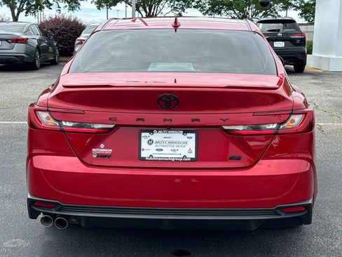 Used 2025 Toyota Camry SE w/ Multimedia Upgrade Package FWD image 4