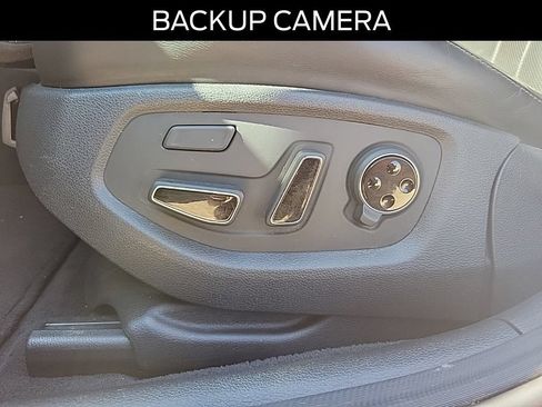 Used 2018 Genesis G80 3.3T Sport AWD/4WD image 15