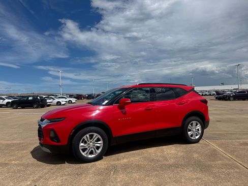 Used 2021 Chevrolet Blazer LT FWD image 9