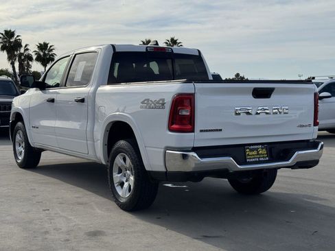 Certified 2025 RAM 1500 Big Horn AWD/4WD image 4