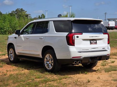 Used 2025 GMC Yukon Denali AWD/4WD image 7