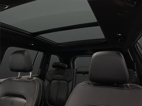 New 2025 Jeep Grand Cherokee Limited w/ Trailer Tow Package image 7