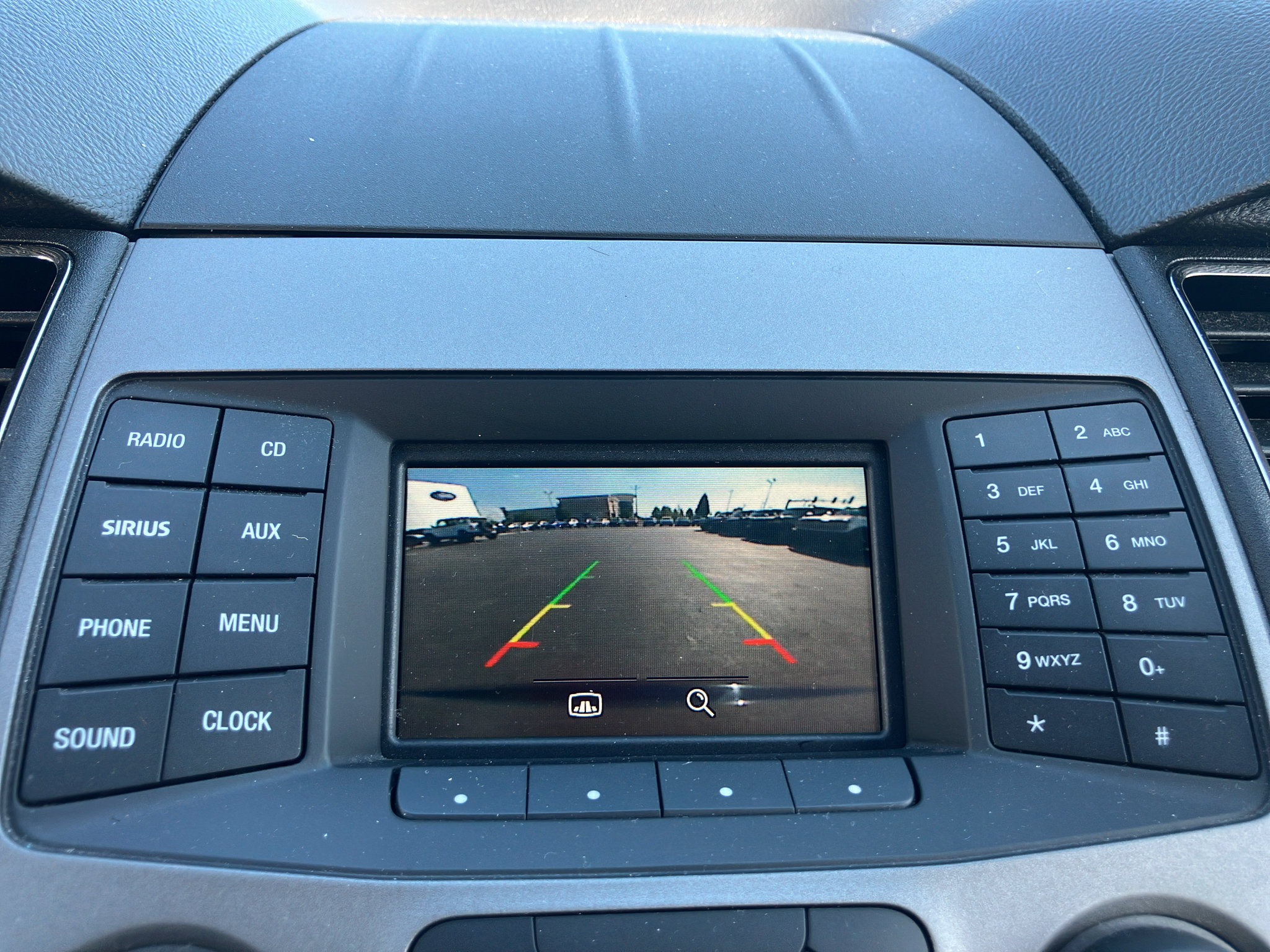 Used 2017 Ford Taurus SEL AWD/4WD image 17
