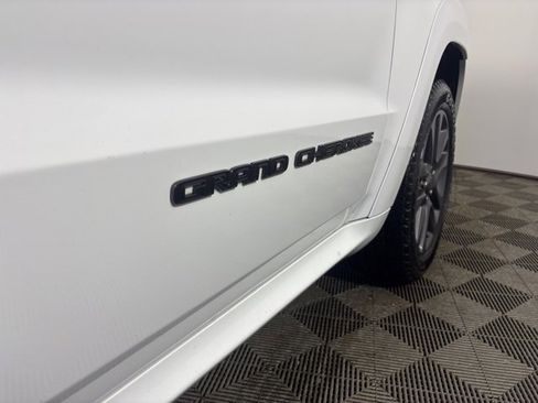 Certified 2019 Jeep Grand Cherokee High Altitude image 8