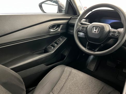 Used 2025 Honda Accord SE image 12