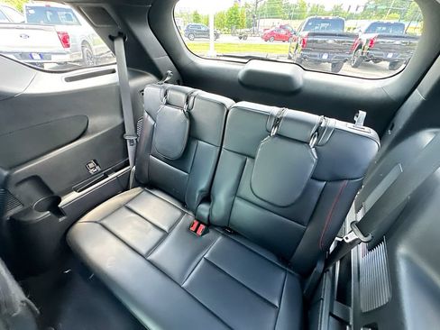 Used 2022 Ford Explorer ST-Line w/ Class IV Trailer Tow Package RWD image 4