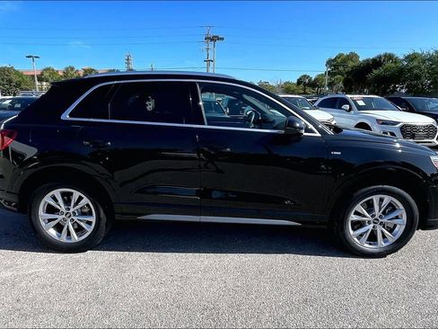 Certified 2025 Audi Q3 2.0T Premium w/ Convenience Package AWD/4WD image 4