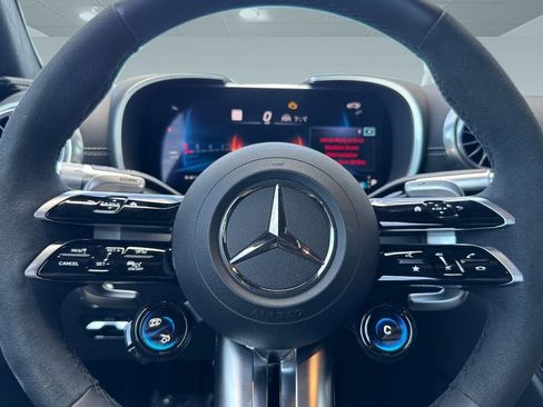Used 2024 Mercedes-Benz SL 63 AMG 4MATIC image 14