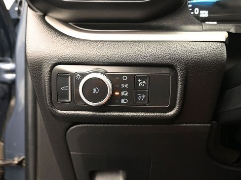 Used 2021 Ford Explorer XLT w/ Equipment Group 202A image 14