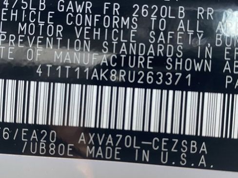 Used 2024 Toyota Camry SE image 25