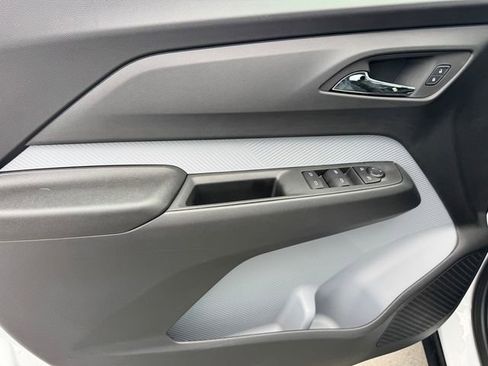 New 2027 Chevrolet Bolt LT w/ Comfort Package FWD image 13