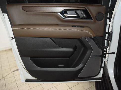Used 2025 GMC Yukon XL Denali Ultimate w/ LPO, Floor Liner Package AWD/4WD image 48