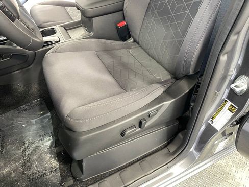 New 2026 Nissan Frontier SV w/ SV Convenience Package RWD image 13