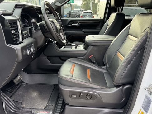 Used 2024 GMC Sierra 2500 AT4 w/ AT4 Preferred Package image 19