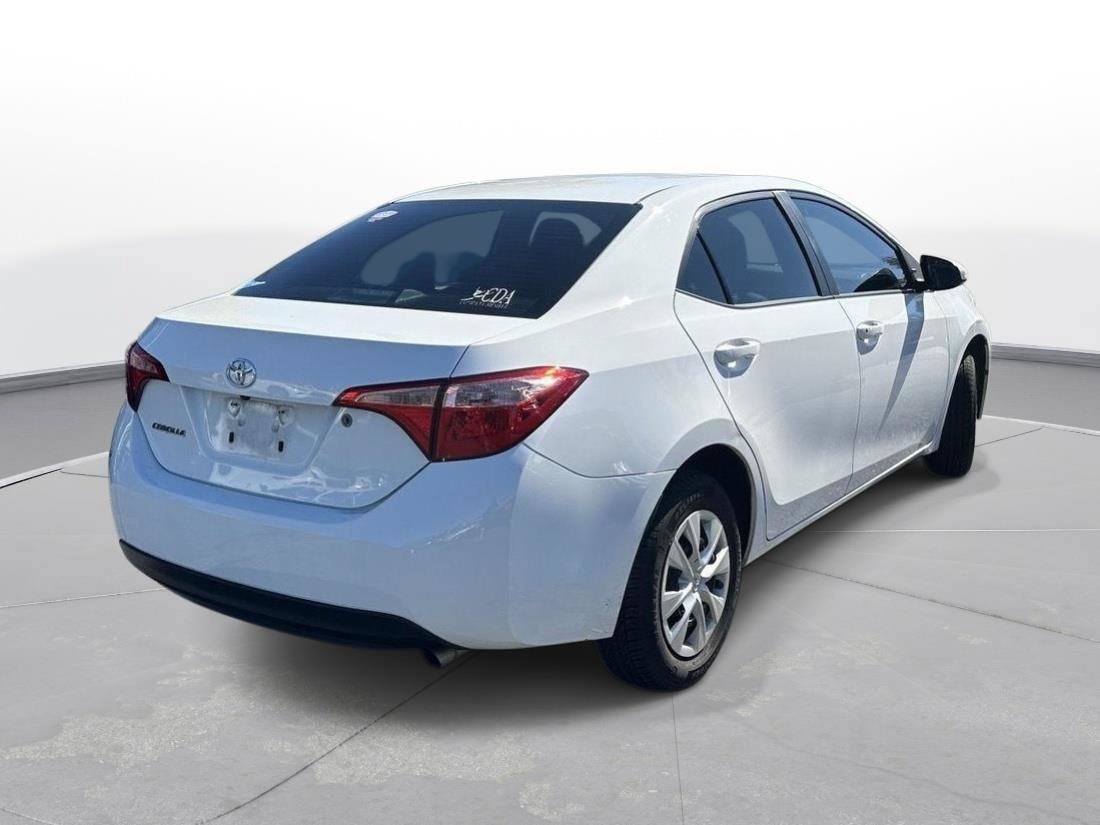 Used 2018 Toyota Corolla L FWD image 43