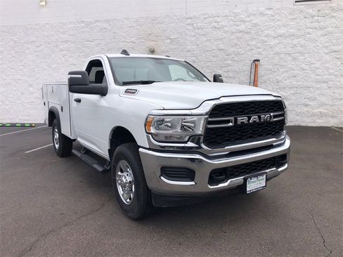Used 2023 RAM 2500 Tradesman image 24