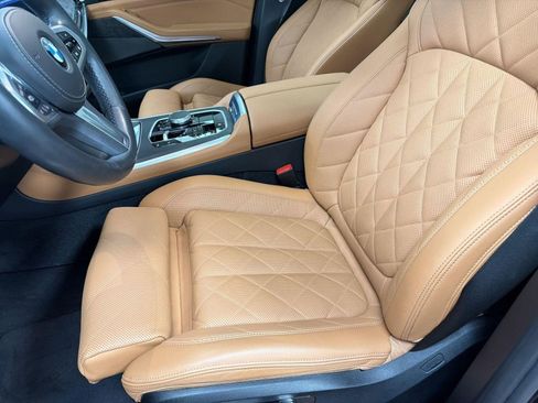 Certified 2024 BMW X5 xDrive40i w/ M Sport Package image 5