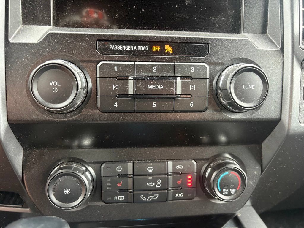 Used 2019 Ford F150 XLT w/ Equipment Group 302A Luxury AWD/4WD image 16