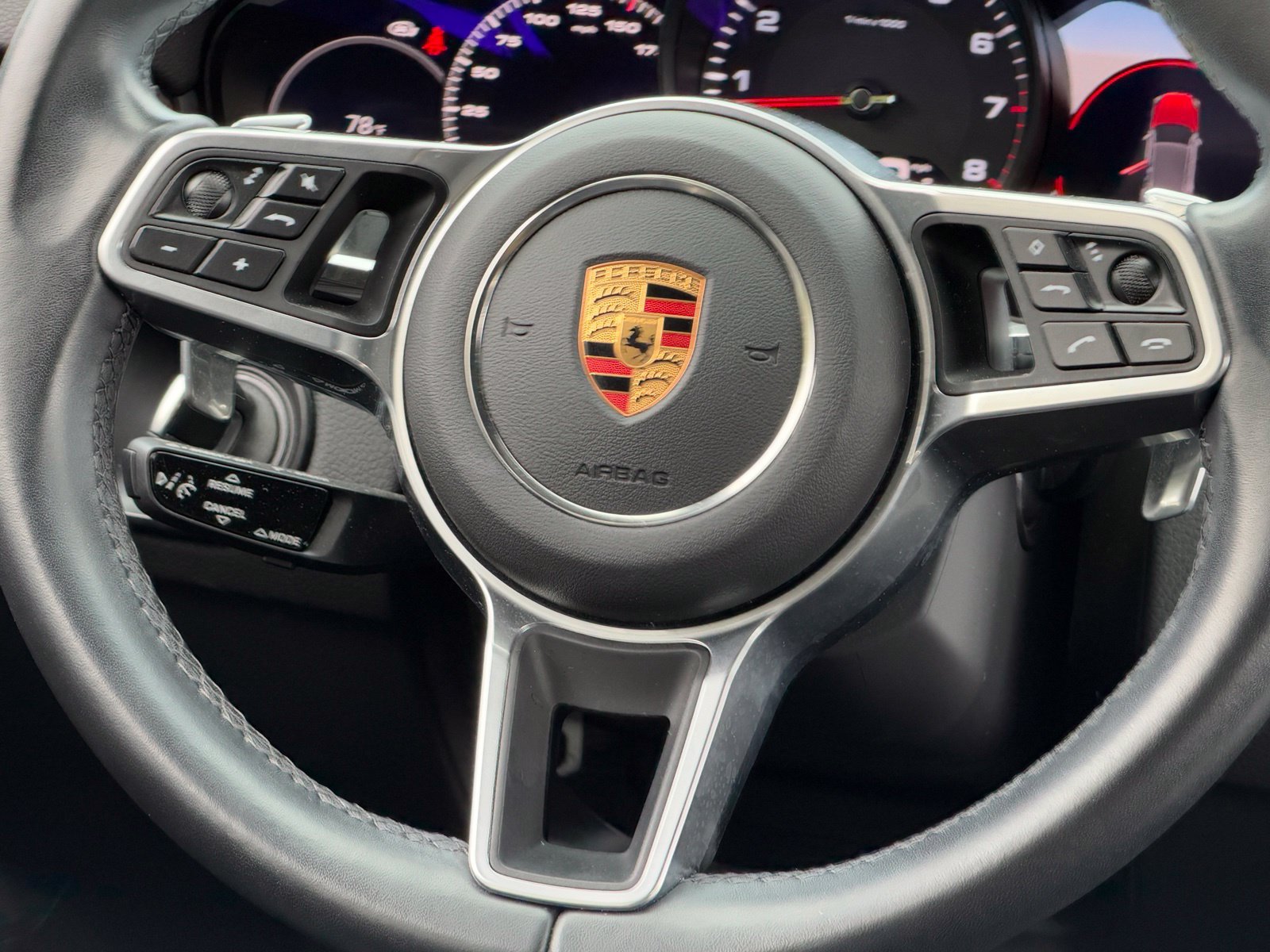 Certified 2023 Porsche Cayenne AWD/4WD image 22