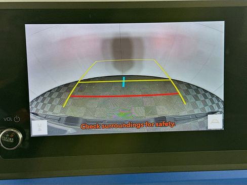 Used 2025 Toyota Tacoma TRD Off-Road image 22