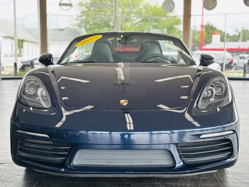Used 2019 Porsche 718 Boxster RWD image 19