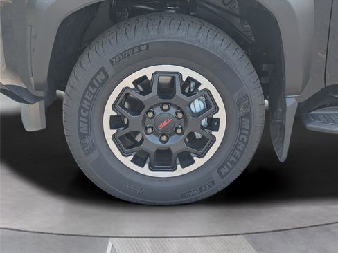 Used 2025 Toyota 4Runner TRD Off-Road AWD/4WD image 35