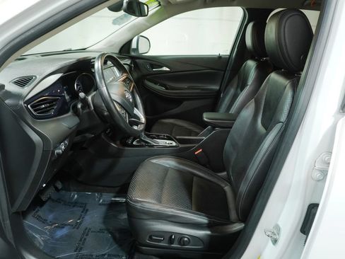 Used 2021 Buick Encore GX Essence AWD/4WD image 11