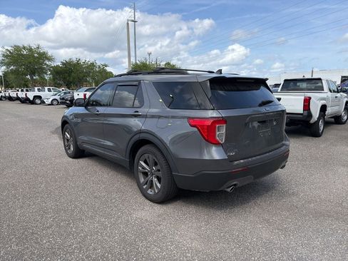 Used 2021 Ford Explorer XLT w/ Equipment Group 202A image 3