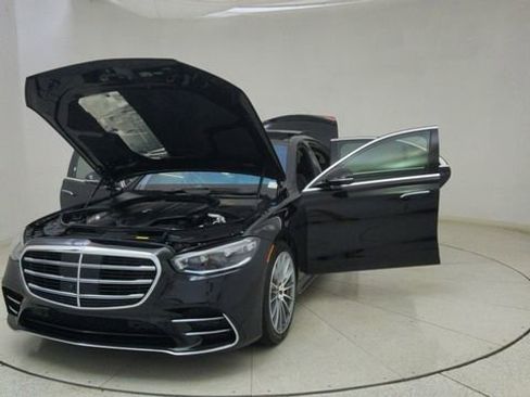Used 2023 Mercedes-Benz S 500 4MATIC image 69