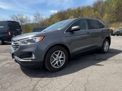 Used 2022 Ford Edge SEL w/ Convenience Package AWD/4WD image 4