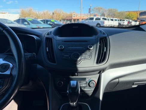 Used 2017 Ford C-MAX Energi SE image 15