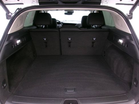 Used 2023 Buick Envision Essence FWD image 11