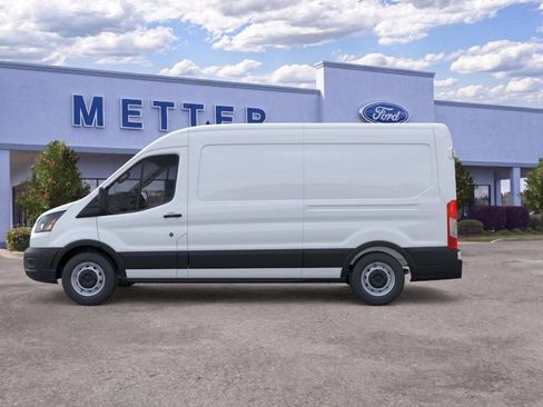 New 2026 Ford Transit 250 148 Medium Roof RWD image 32