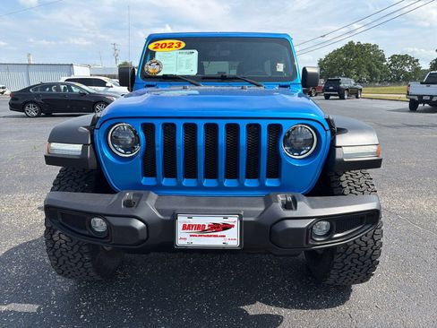 Used 2023 Jeep Wrangler Unlimited Sport AWD/4WD image 3