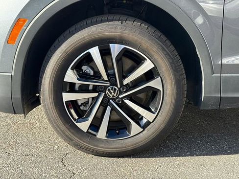 Used 2024 Volkswagen Tiguan S image 14