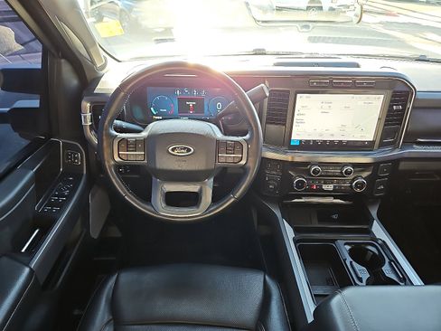 Used 2024 Ford F250 Lariat image 8