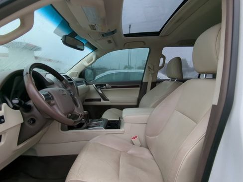 Used 2019 Lexus GX 460 Premium w/ Premium Package AWD/4WD image 6