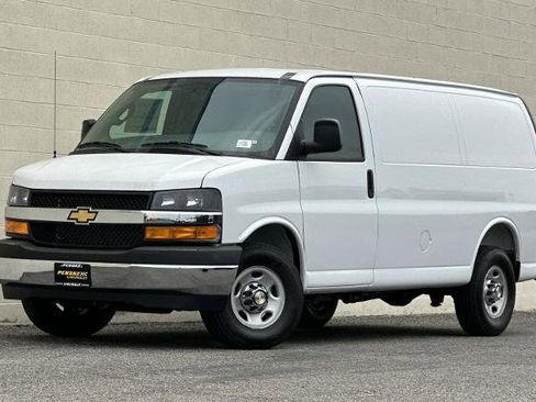 New 2026 Chevrolet Express 2500 w/ Driver Convenience Package RWD image 8